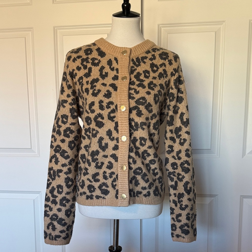 Abercrombie & Fitch Tan and Black Leopard Cardigan